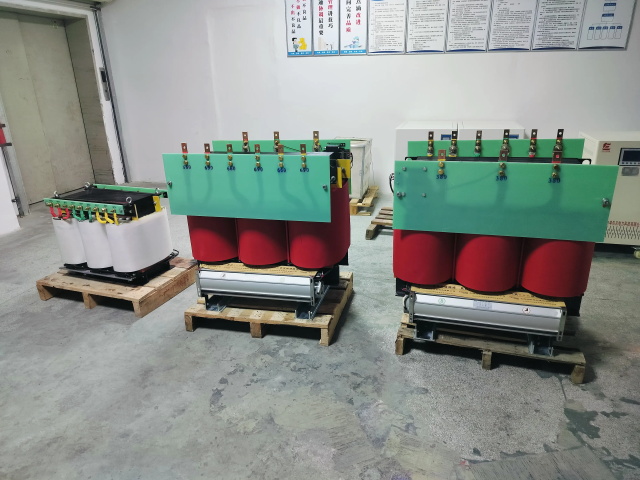 南宫KS11-1000KVA矿用变压器